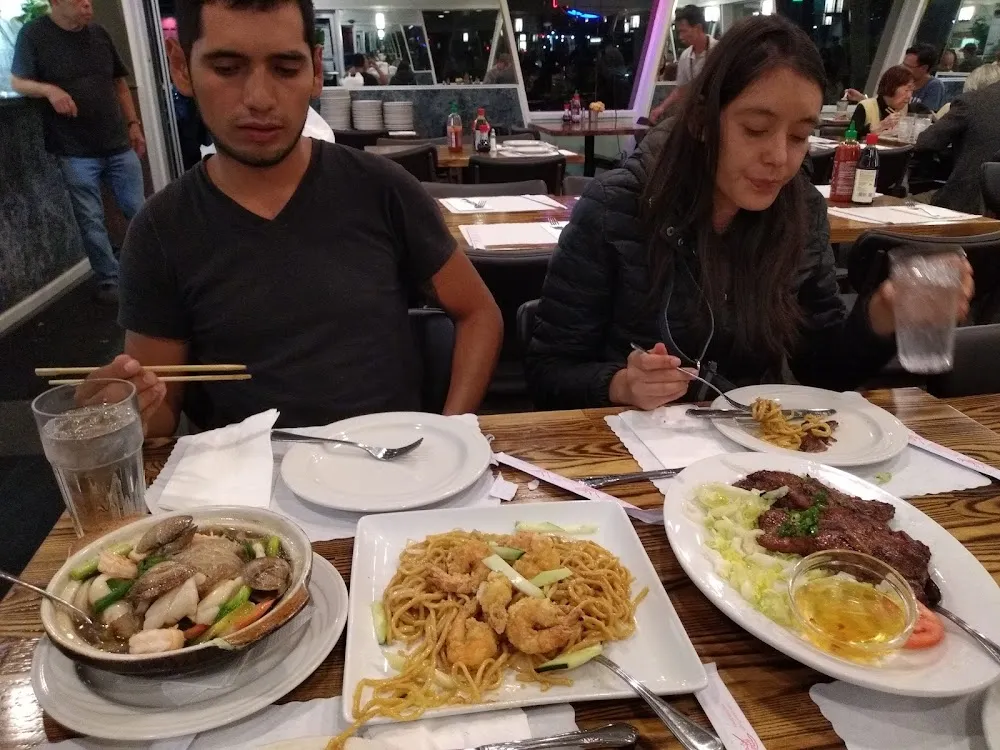 Sea Food and Noodles